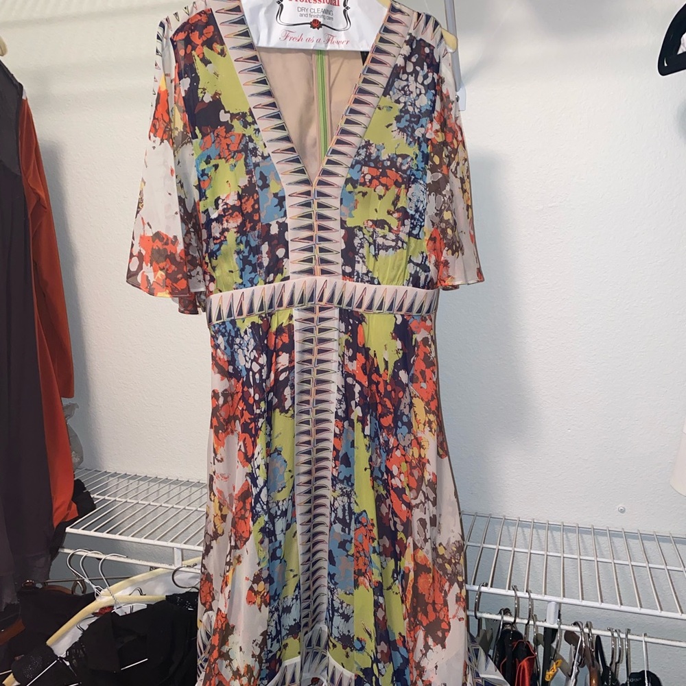 Bcbg mid dress